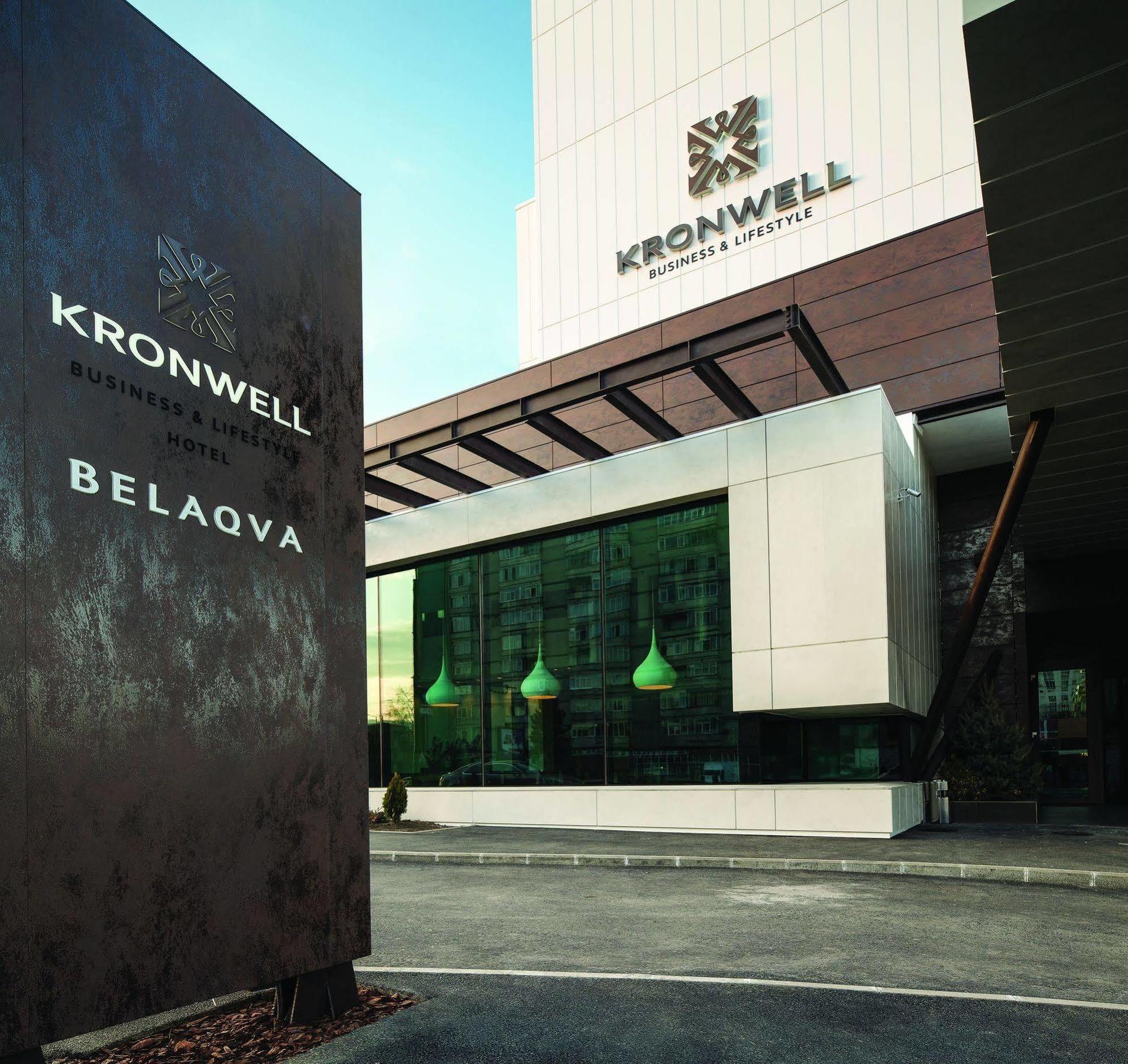 Kronwell Brasov Hotel Kültér fotó